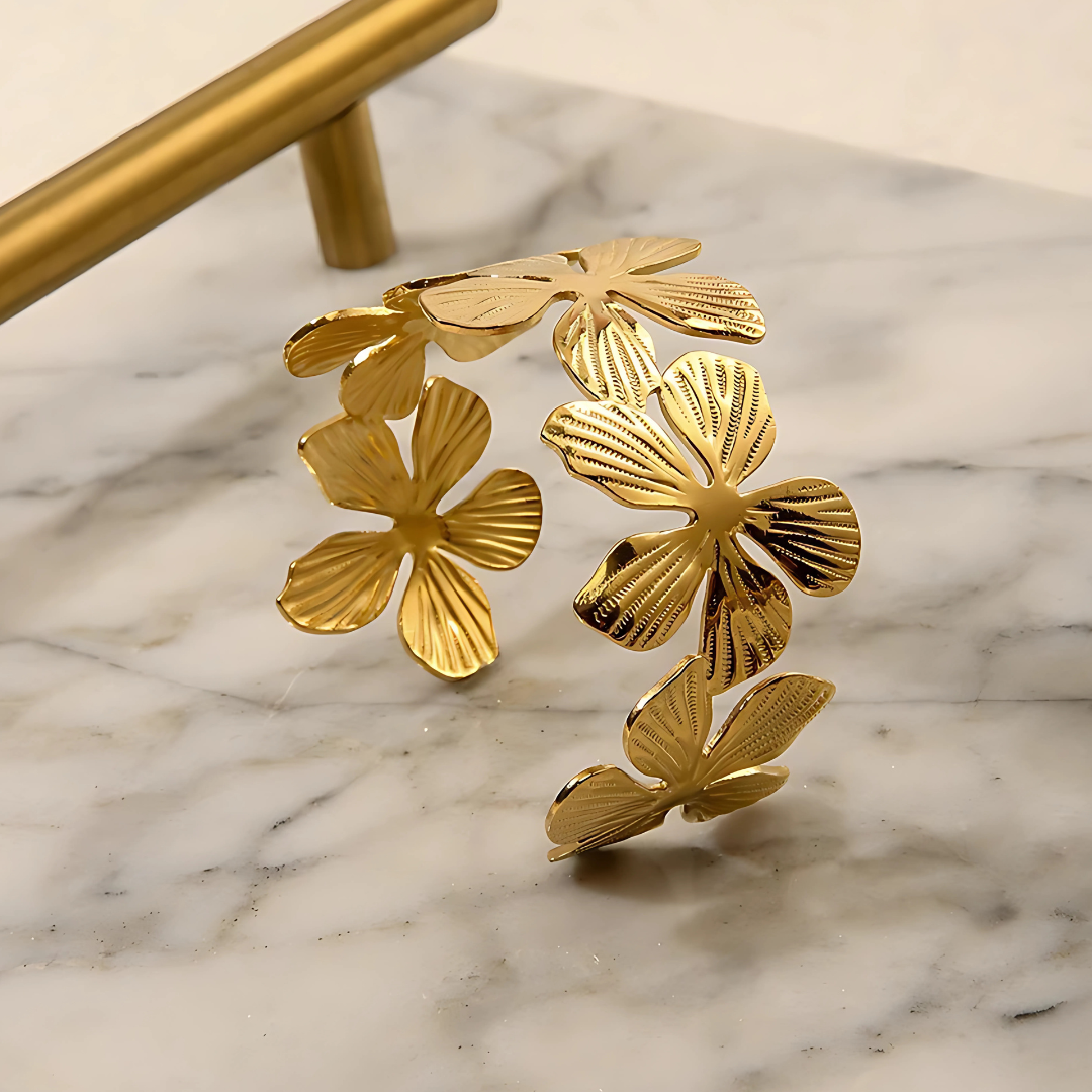 Vintage Bloom Set – Cuff, Earrings & Ring