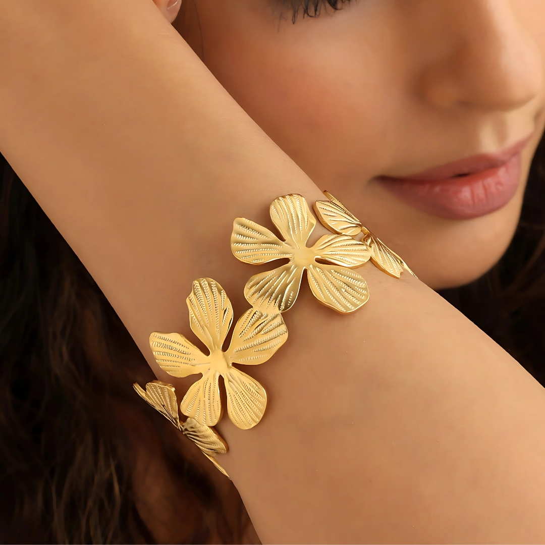 Vintage Bloom Set – Cuff, Earrings & Ring