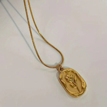 Rose Bloom Necklace