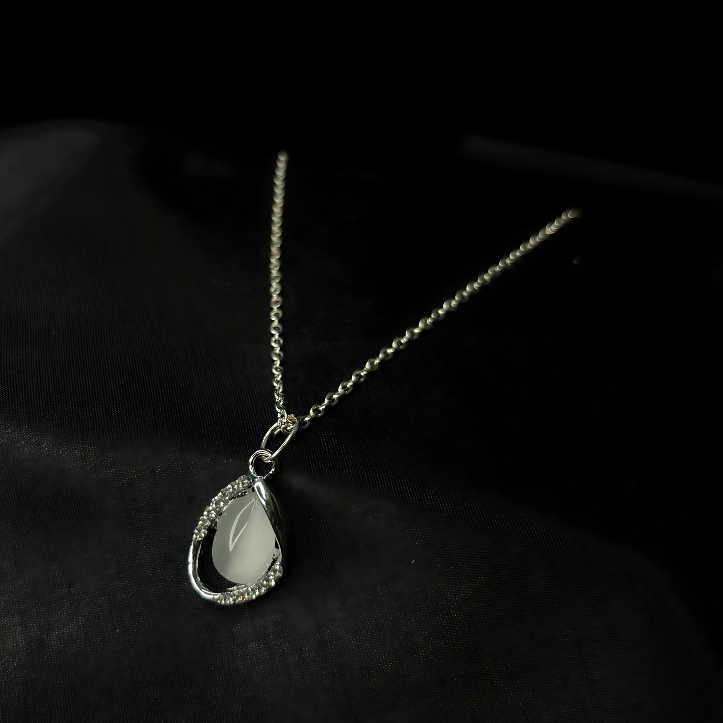 Raindrop Charm Necklace