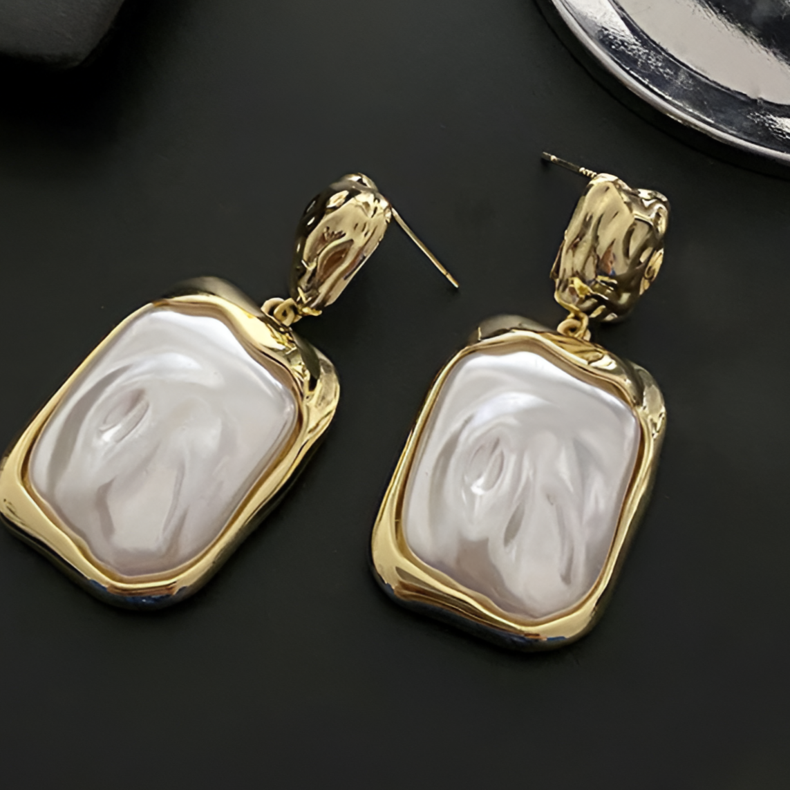 Molten Pearl Earring