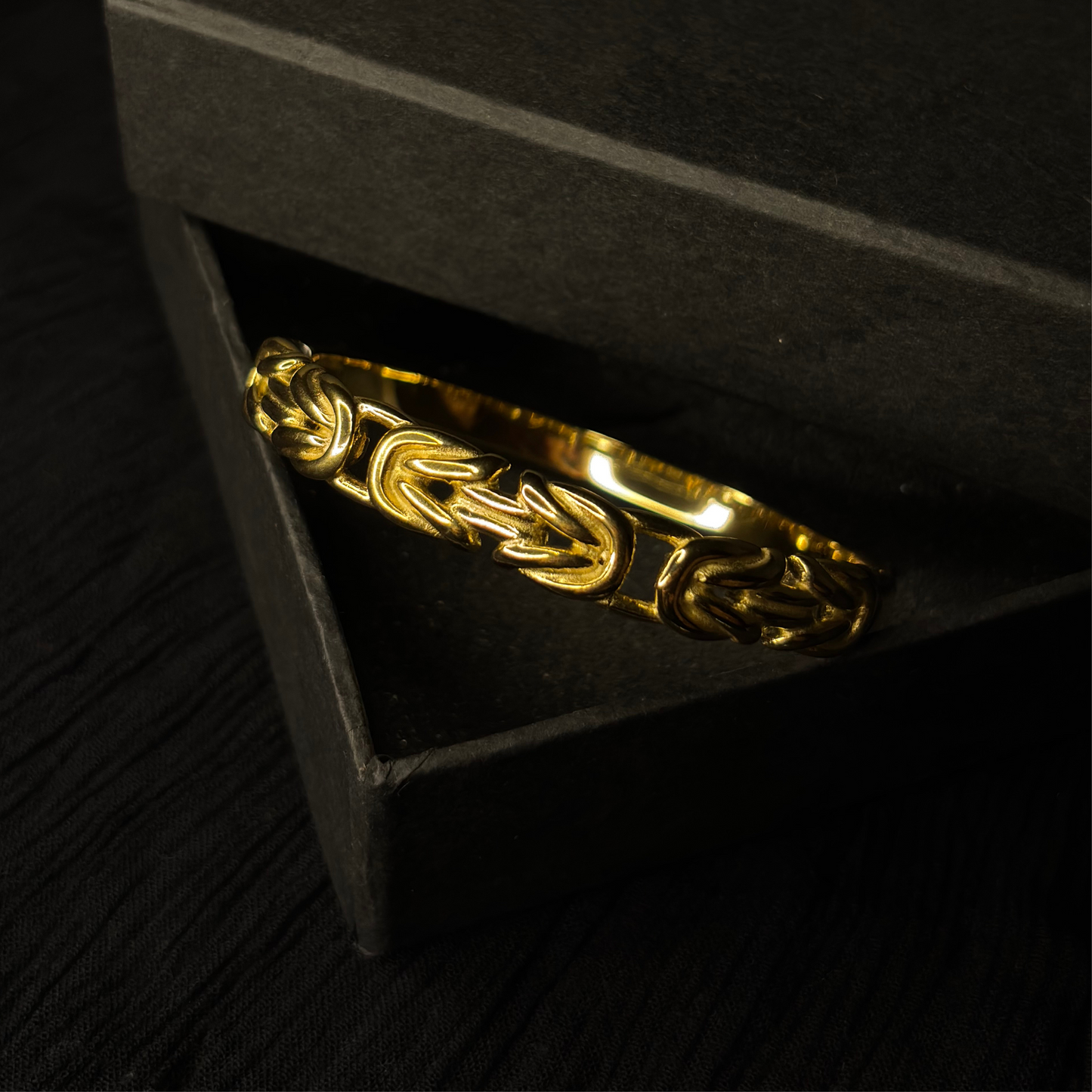 Elira Bracelet