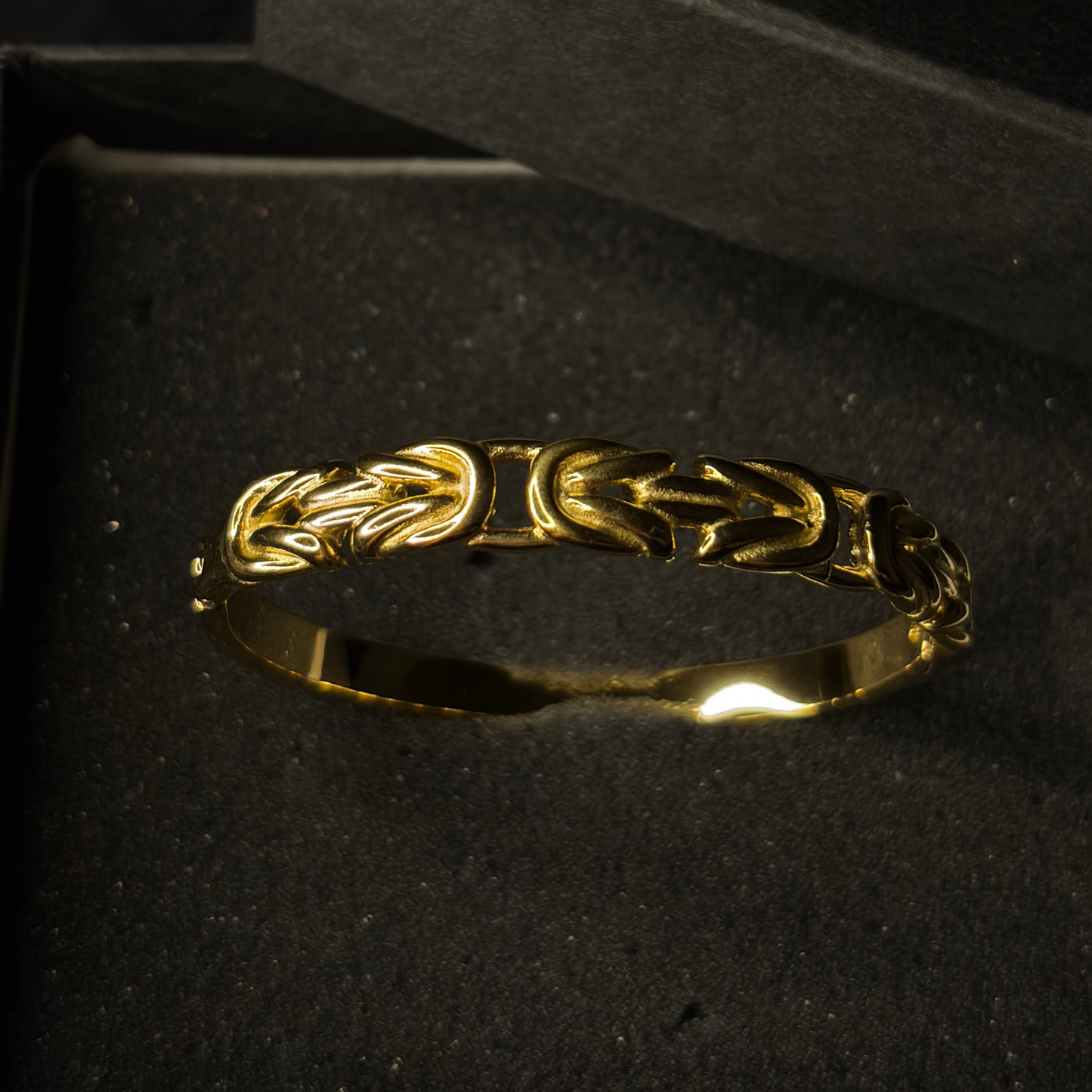 Elira Bracelet
