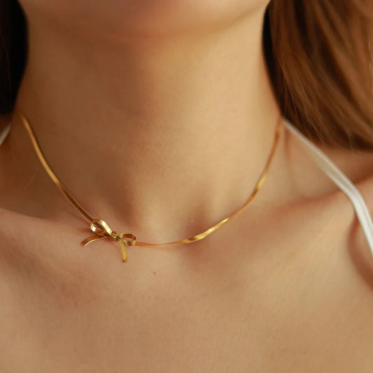 Bow Knot Necklace