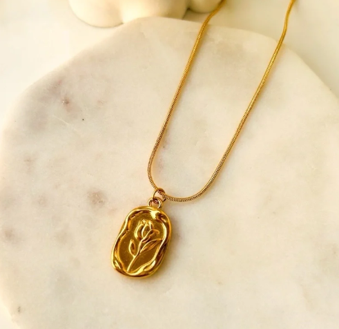 Rose Bloom Necklace
